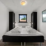 Semesterbostad Nona - 1-1km From The Sea By Interhome