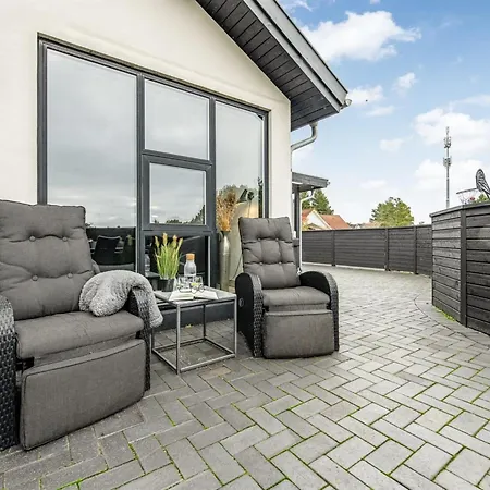 Holiday home Nona - 1-1km From The Sea By Interhome